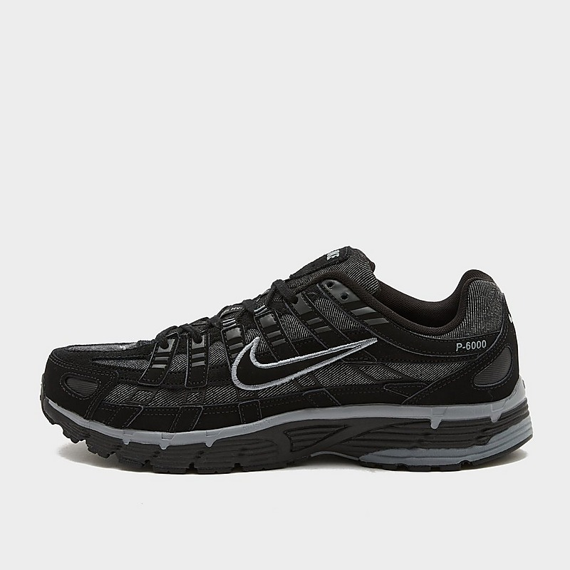 Nike Schoenen P-6000