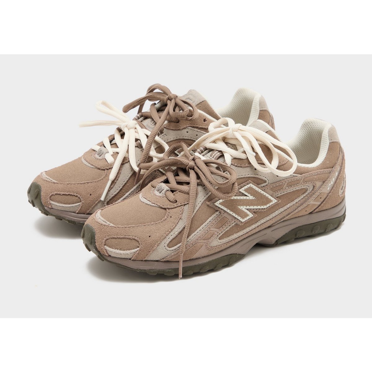New Balance 204L Dames — foto 2 van 6